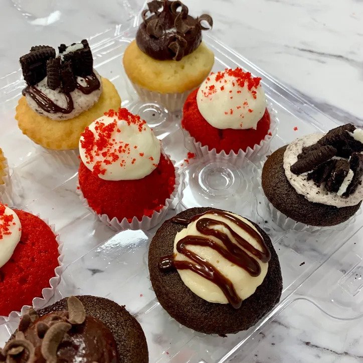 2 Dz. Mini Cupcakes