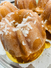 Load image into Gallery viewer, Mini Bundt Cake